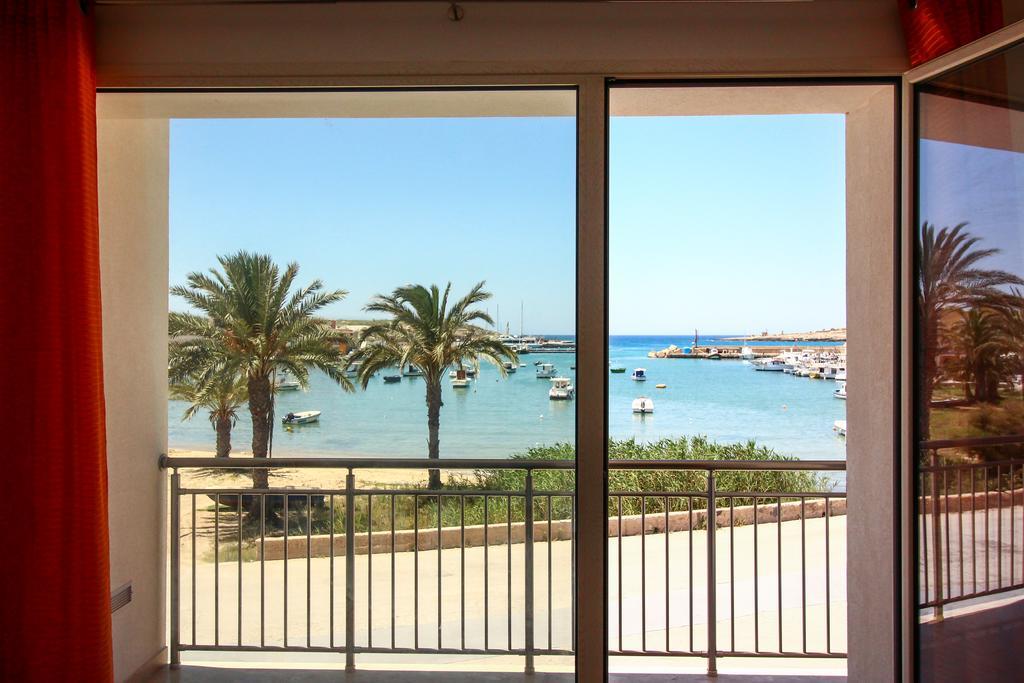 Family Suite Porto Vecchio ลัมเปดูซา ภายนอก รูปภาพ