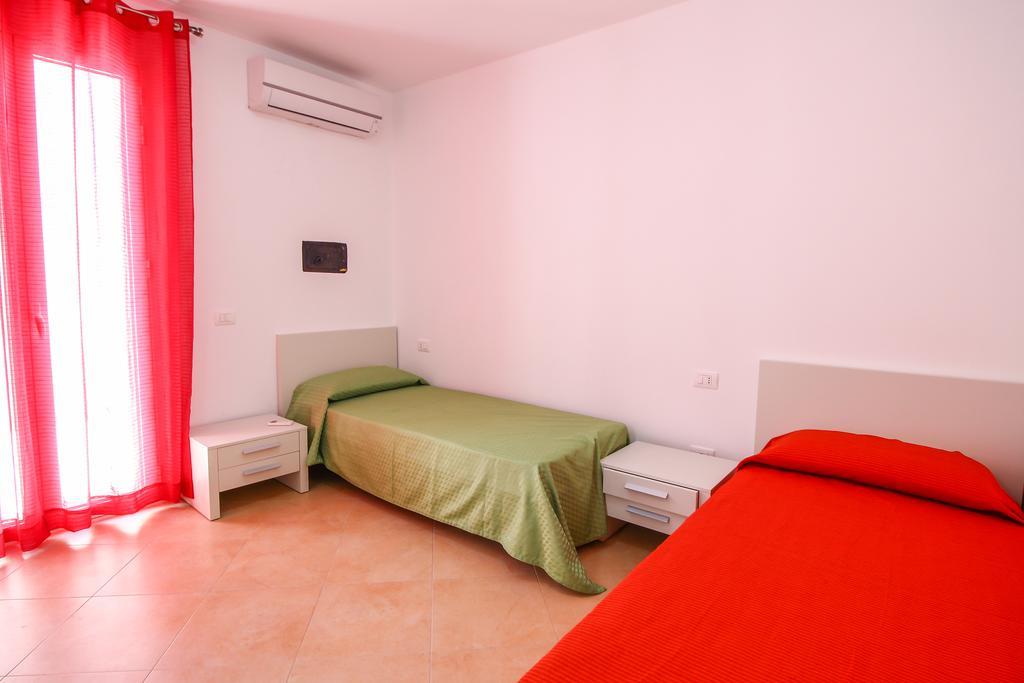 Family Suite Porto Vecchio ลัมเปดูซา ภายนอก รูปภาพ